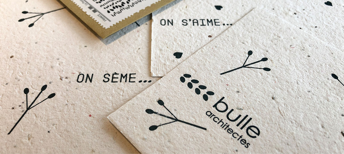 Zoom on the 2021 greeting card in seeded paper of the agency Bulle Architectes.