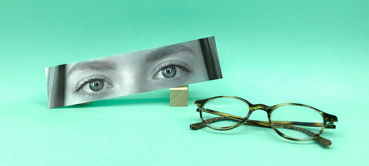 Photographic staging of the gaze of an employee of the Bulle Architectes agency